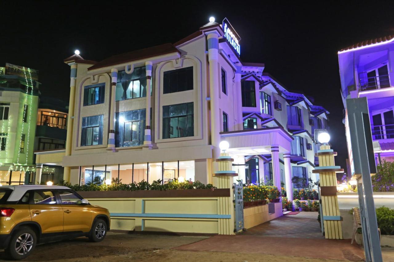 Hotel Niladri Puri Exterior photo